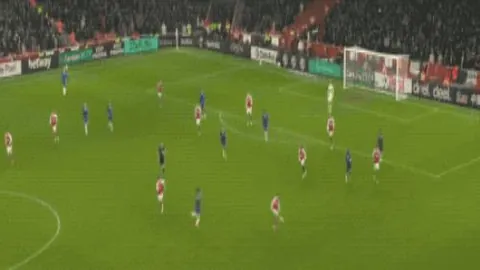 瓜迪奥拉看重小组第一，斯通斯将长期休战